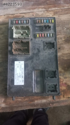 Ford transit gem modülü sigorta kutusu