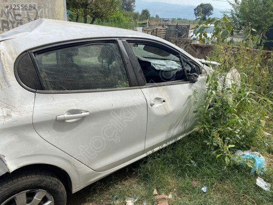 Peugeot 208 Modeli için Sağ Arka Kapı - Mert Oto Çıkma Parç