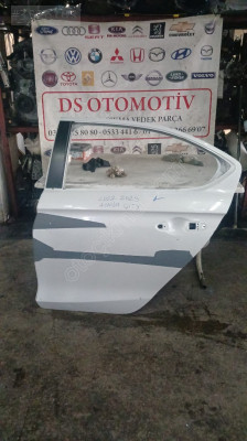 2022-2024 HONDA CİTY SOL ARKA KAPI