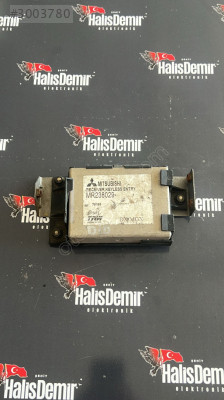 Mıtsubıshı Carisma Merkezi Kilit Kontrol Ünitesi MR238029