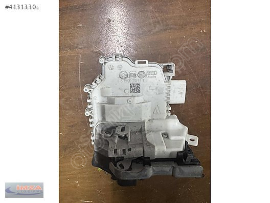 8X1837016 AUDİ A1-A3-A4-Q5 SAĞ KAPI KİLİDİ ORİJİNAL ÇIKMA