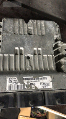 FORD FOCUS 3 MOTOR BEYNİ AV61-12A650-YF