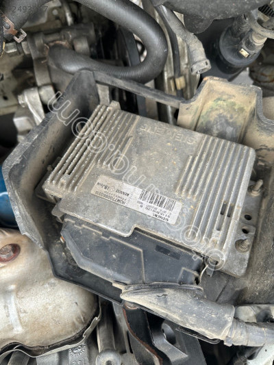 Renault Megane 1 motor beyni