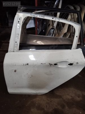 Peugeot 2008  2012-2019 sol arka kapı