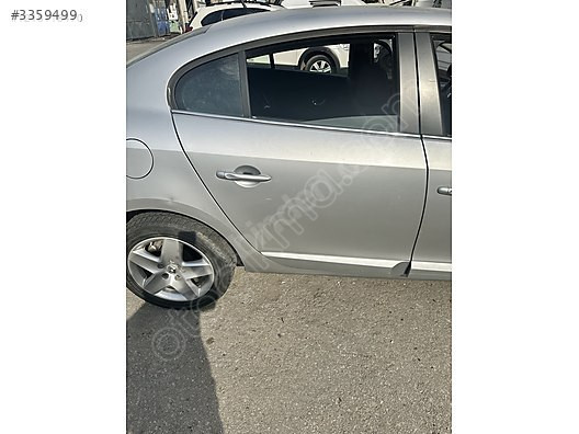 RENAULT FLUENCE 2015 (ORJİNAL) SAĞ ARKA KAPI -ÜÇEL OTO