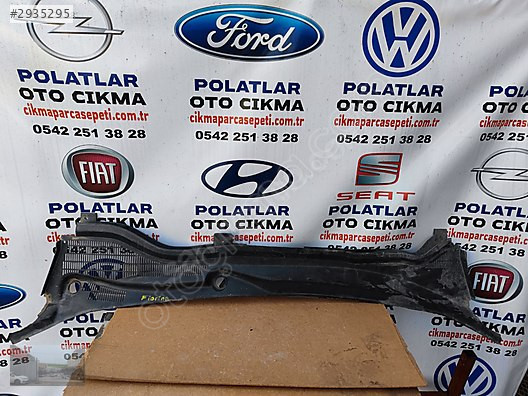 Fiat Fiorino ön cam ızgarası orijinal
