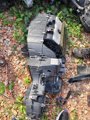 DODGE NİTRO KALORİFER KUTUSU ÜÇEL OTO ÇIKMA BURSA