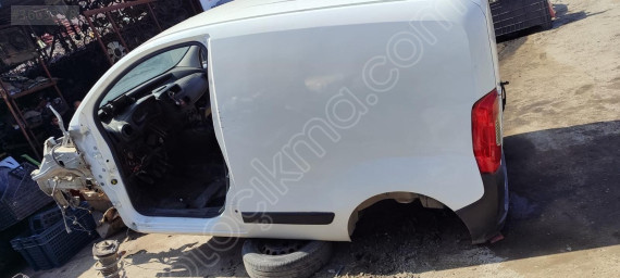 Fiat Fiorino sol arka çamurluk orijinal temiz