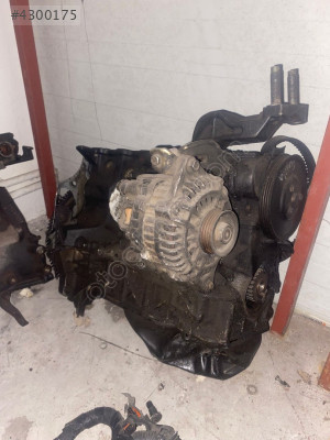MAZDA 323 1.5 Familia Yarım Motor Çıkma