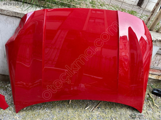 BMW 1 F40 KAPUT KIRMIZI ORJİNAL