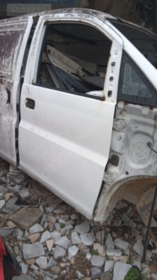 Hundai Starex sağ ön kapı yedek parça