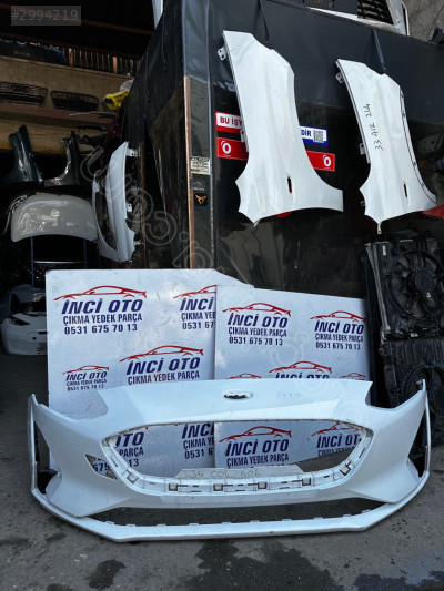 2022 Ford Focus 4 Ön Tampon Çıkma Temiz