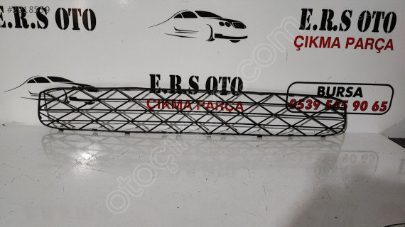 BMW X5 E70 IZGARA 51118038269