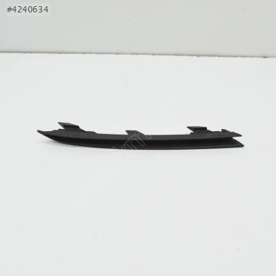 3G0854322A ÖN TAMPON ÇITASI SAĞ PASSAT VARİANT 2015