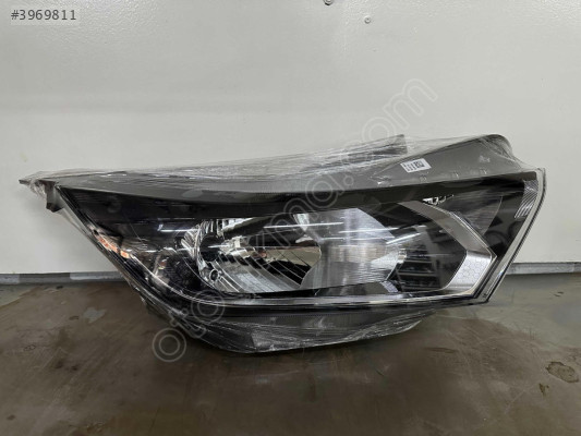 2021 HYUNDAİ İ20 SAĞ ÖN FAR