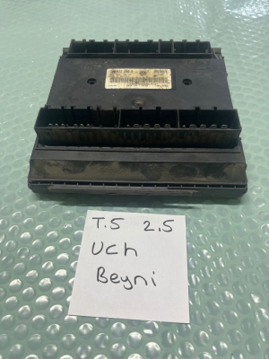 Volkswagen Transporter T5 Uch Beyini
