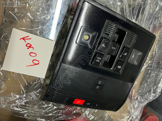 SKODA KAROQ TAVAN LAMBASI