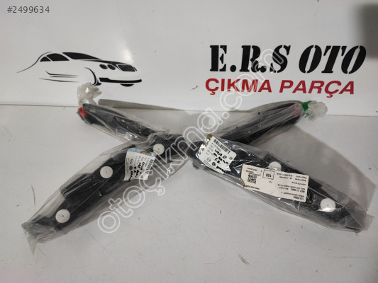 CORSA D SOL SAĞ ARKA TAMPON BRAKETİ 13179903 ADET