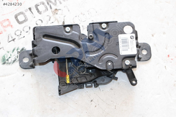 2017 BMW 5 SERİSİ G30 BAGAJ KİLİDİ 738328306