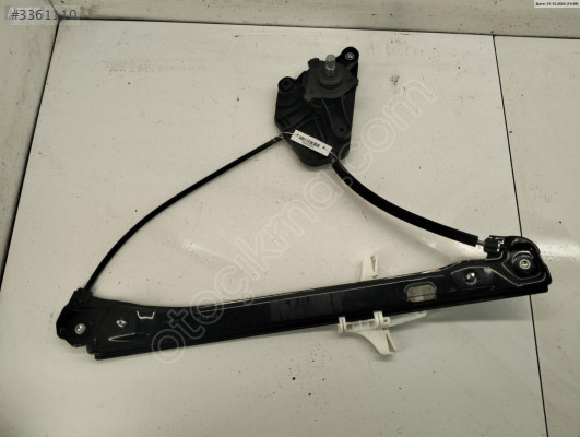 SKODA RAPİT SAĞ ARKA CAM KRİKOSU ÇIKMA PARÇA