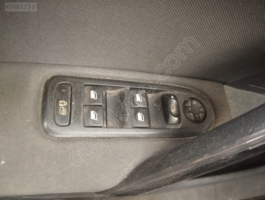 peugeot  508 sol ön kapı cam düğmeleri
