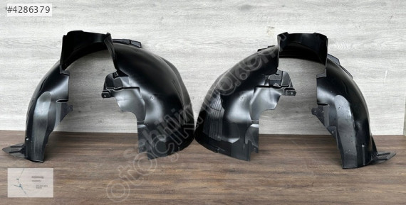 VOLVO XC60 DAVLUMBAZ ÇAMURLUK SAĞ SOL