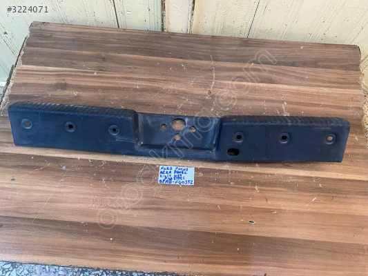 FORD FOCUS ARKA PANEL KİLİT ÜST PLASTİĞİ 98-05 MODEL