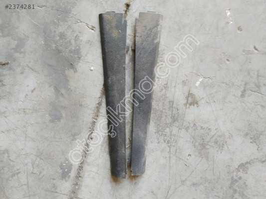 1K0868223A Golf 6 arka pilastik