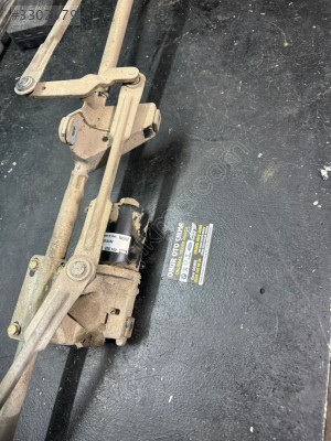 PEGEOUT 307 cam silgi motoru