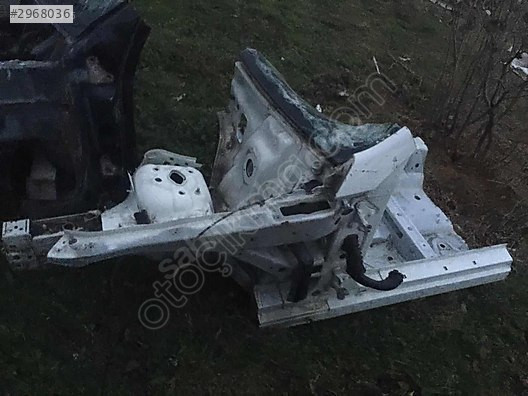 MERCEDES W207 E-COUPE ORJ. KESME SAĞ-SOL ŞASE PODYE HATASIZ