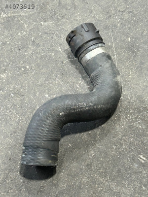 8K0121109P 8K0121109AA AUDİ A4 2.0 TDİ CAG CAH RADYATÖR HORTUM