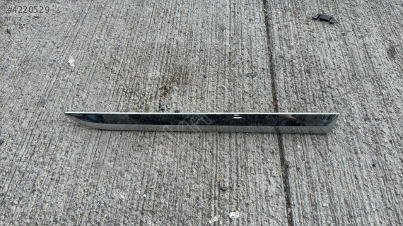 BMW 7 SERİ G11 G12 KROM ARKA SAĞ TAMPON KAPLAMASI 51128076424