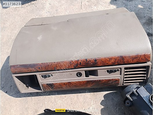 BMW E 36 TORPİDO KAPAĞI