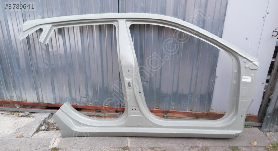 Hyundai i20 Sol Frangart  Çıkma Orjinal 7122Q0000