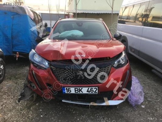 PEUGEOT 2008 1.2 VTİ SİLİNDİR KAPAĞI