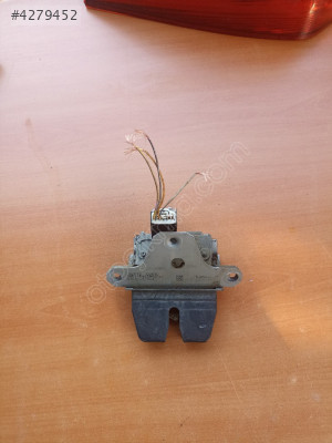 Ford Focus 3 Arka Bagaj Kilidi