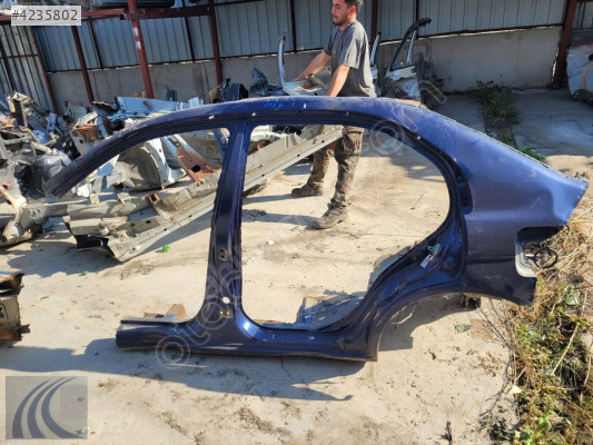 HONDA CIVIC 2004 ÇIKMA SOL ARKA ÇAMURLUK AĞZI