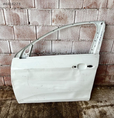 FİAT EGEA SOL ÖN KAPI ORJİNAL ÇIKMA