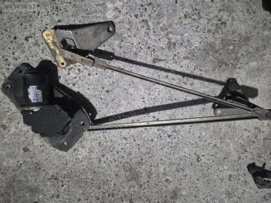 PEUGEOT PARTNER ÖN CAM SİLECEK MOTORU 64300004