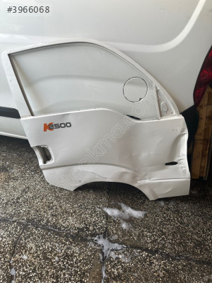 Kia bongo sağ ön kapı