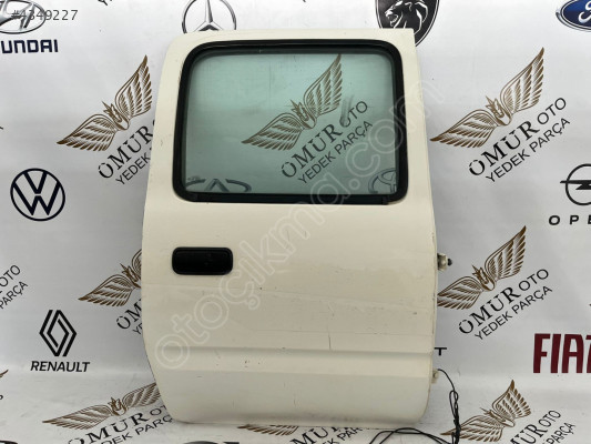 TOYOTA HİLUX SAĞ ARKA KAPI - ORİJİNAL ÇIKMA