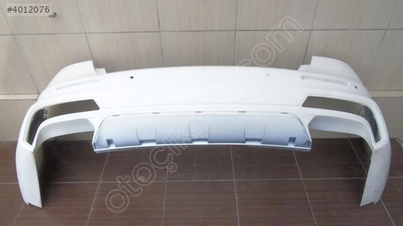 MASERATI QUATTROPORTE ÇIKMA ORJİNAL ARKA TAMPON