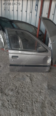 405 PEUGEOTT SAĞ ÖN KAPI ÇIKMA ORJİNAAL