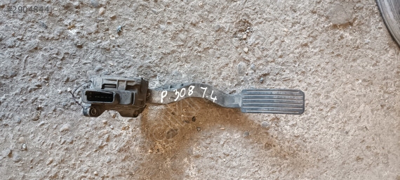 Peugeot 308 1.4 gaz pedalı