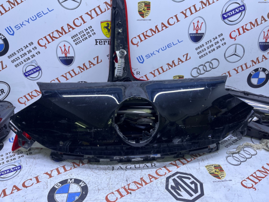 Mercedes w295 EQE ön panjur orijinal çıkma