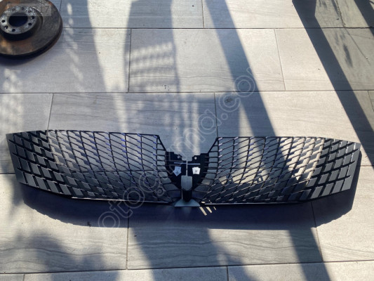 Peugeot 3008 2025 Ön Panjur Sağ-Sol  9847595180