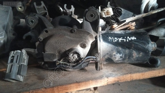 Nissan Maxima ön cam silecek motoru