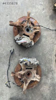 Dacia sandero  sağ sol taşıyıcı