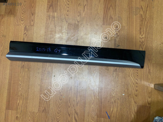 AUDİ Q5 80A.853.960.A SAĞ ÖN KAPI PAKOSU ÇIKMA ORİJİNAL