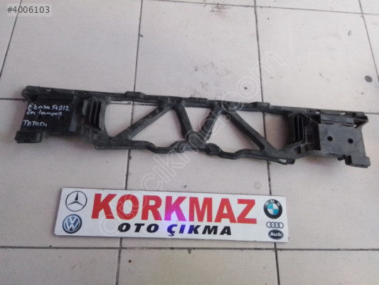 MERCEDES E KASA W212 ÖN TAMPON TUTUCU
